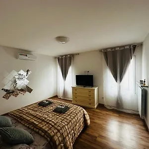 https://la-casa-verde.hotelinveneto.com